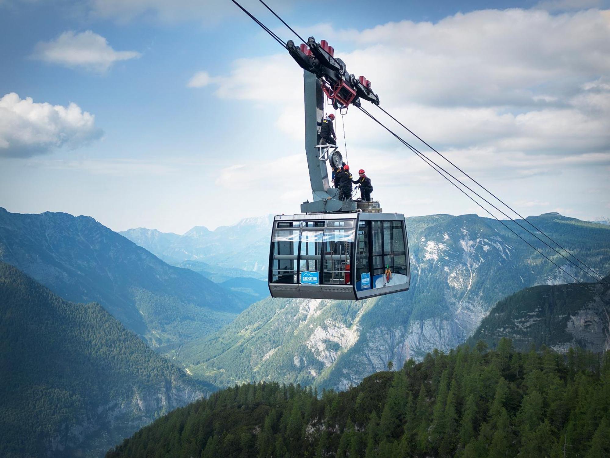 Ausseerland Apartments - Relax, Ski, Hike And Bike, Garden, Parking, Bbq, Near Hallstatt, Loser, Tauplitz And Krippenstein, Free Wi-Fi And Netflix Bad Aussee Bilik gambar